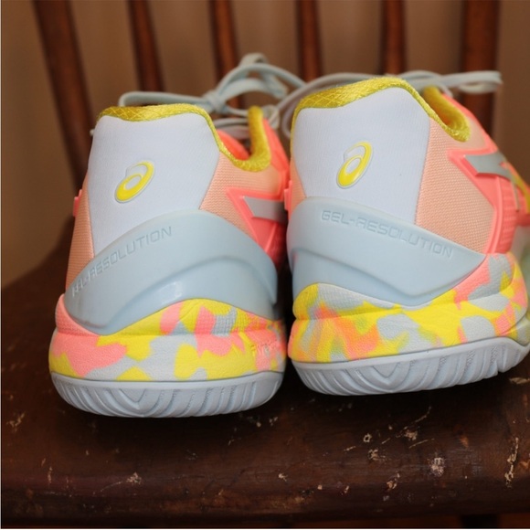 ASICS Size 8 - Picture 5 of 7